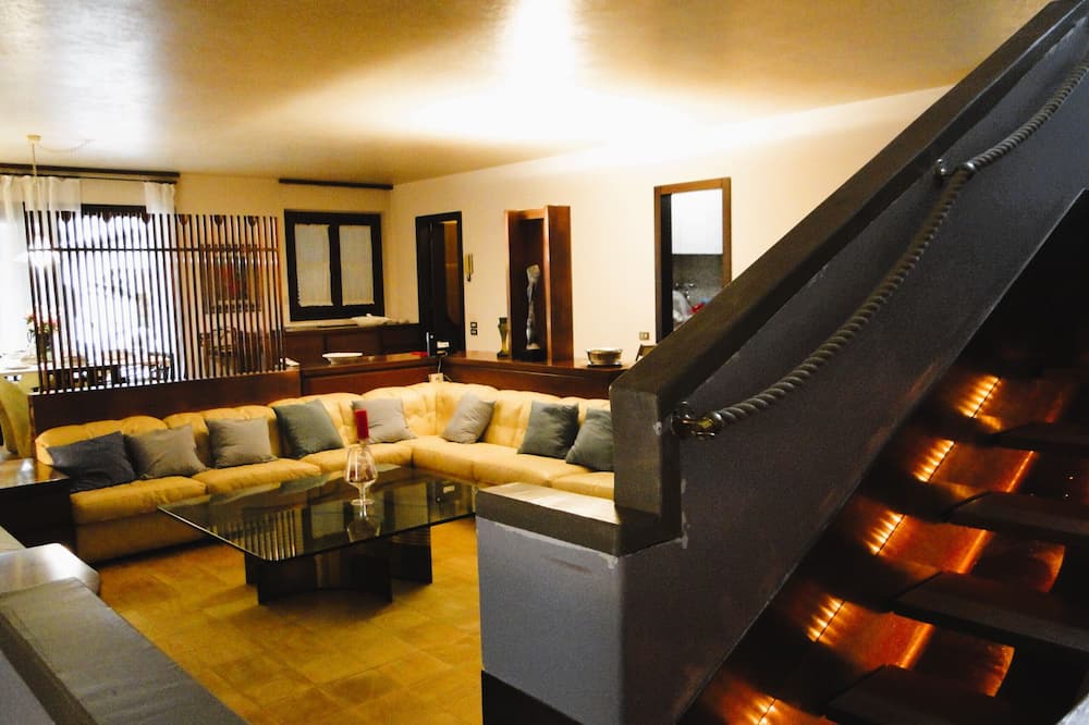 Photo of Livingroom in Cinquale