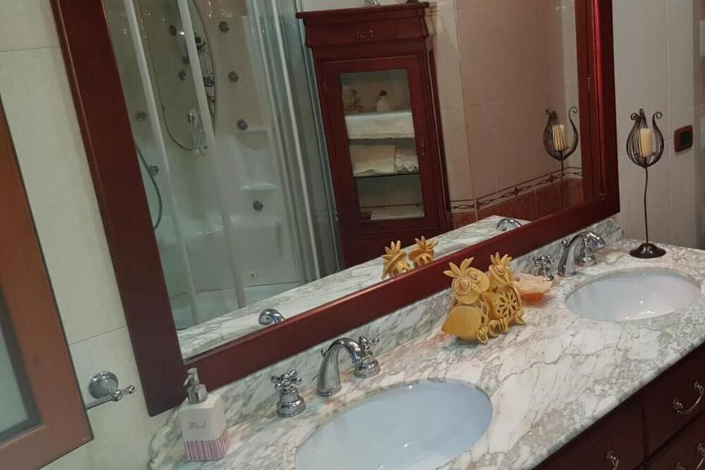 Photo of Bathroom in Grottaglie