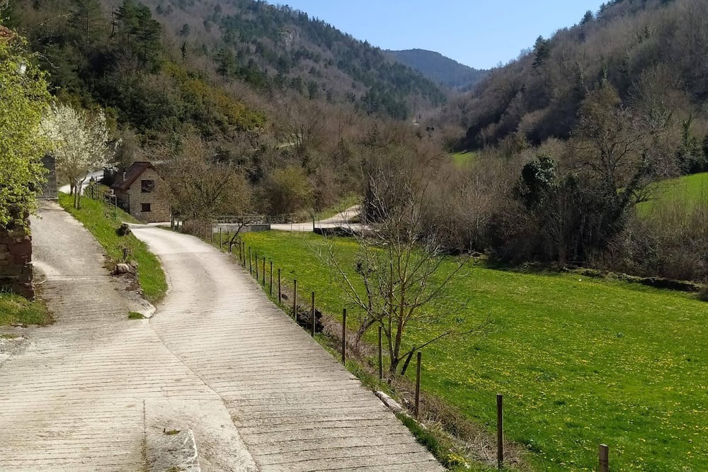 Photo of Outdoor in Arce