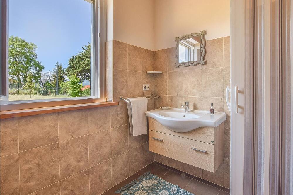 Photo of Bathroom in Busso