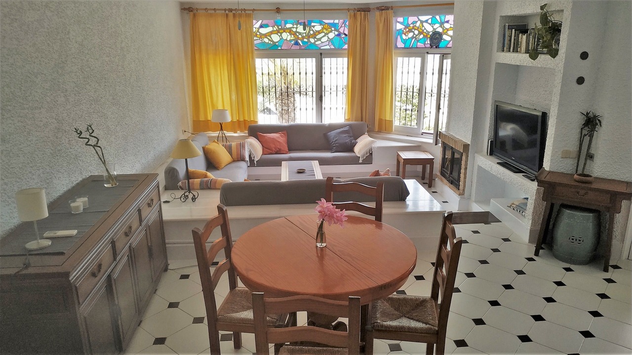 Photo of Livingroom in Los Puertos