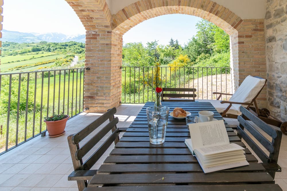 Photo of Patio Balcony in Abbateggio