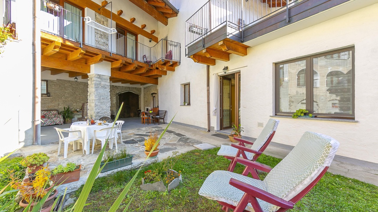 Photo of Patio Balcony in Madonna del Sasso