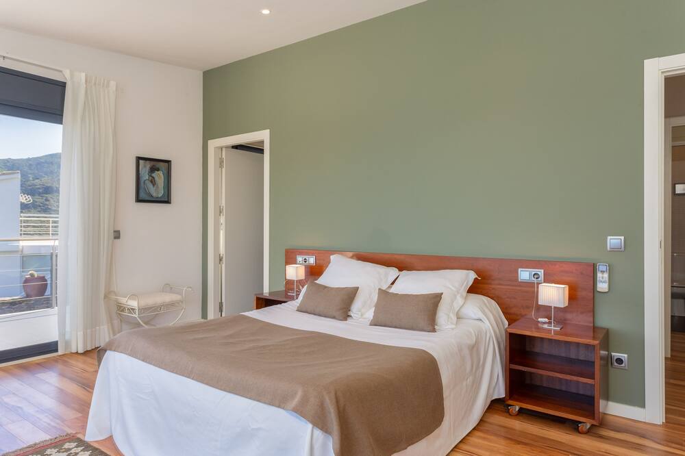 Photo of Bedroom in Port de la Selva