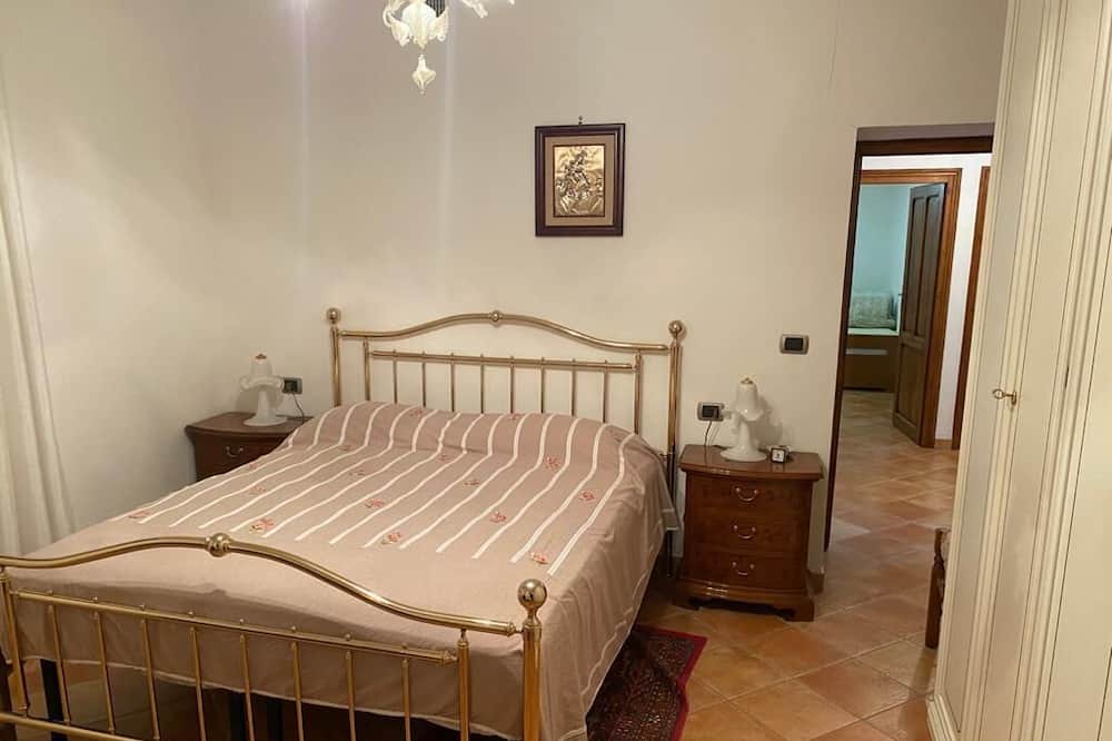 Photo of Bedroom in Castiglione dei Pepoli