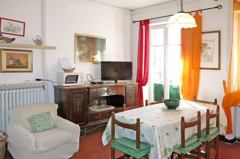 Photo of Livingroom in San Damiano dʼAsti