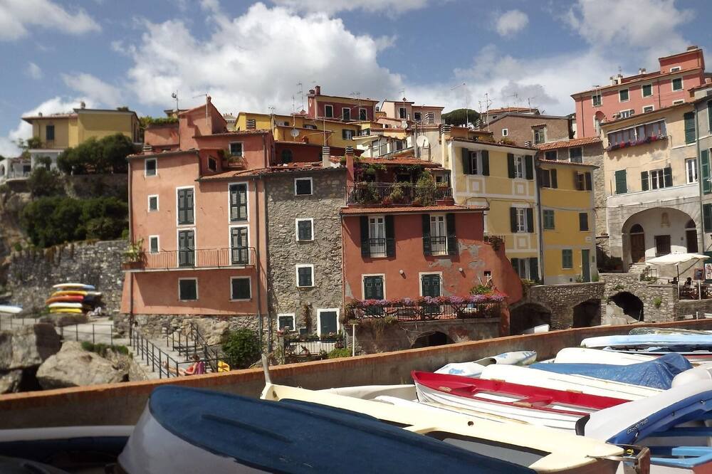 Photo of Others in Tellaro