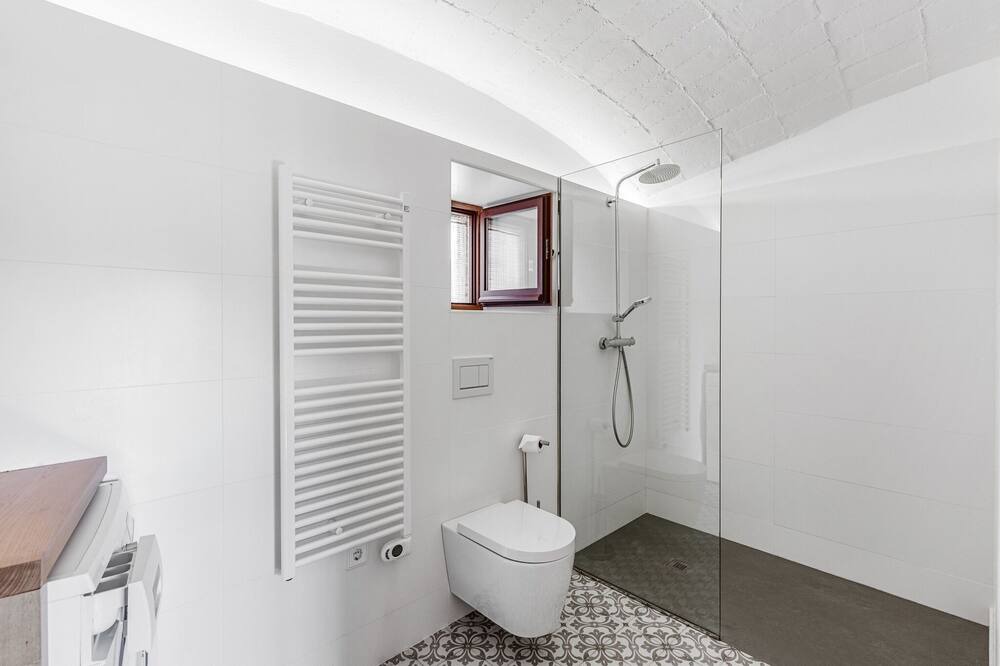 Photo of Bathroom in Vulpellac