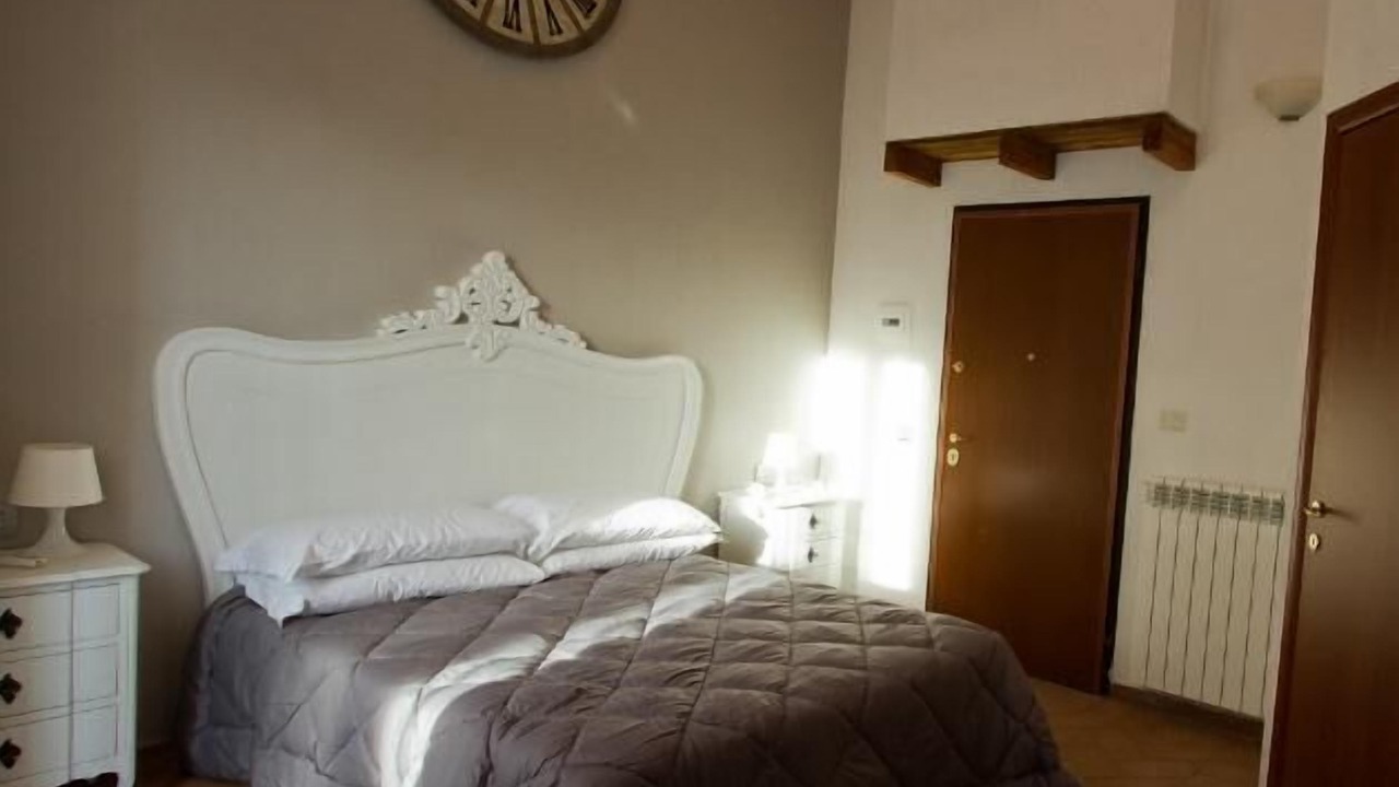 Photo of Bedroom in Santo Stefano di Magra