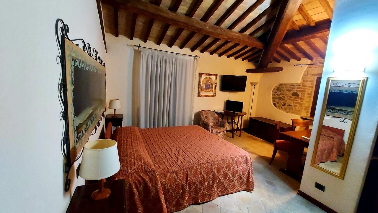 Photo of Bedroom in Montelovesco