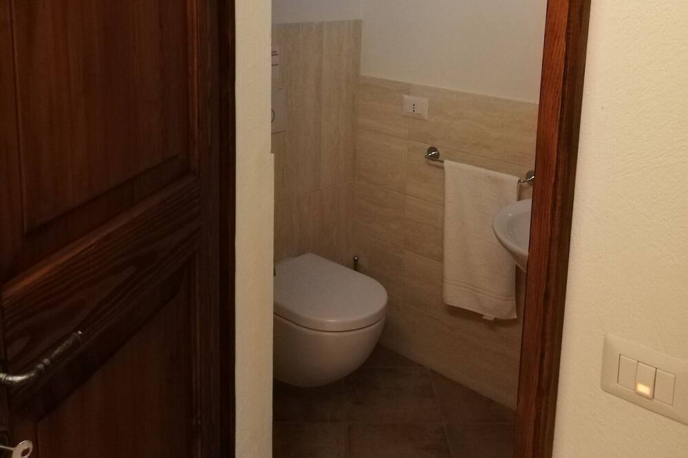 Photo of Bathroom in Corridonia