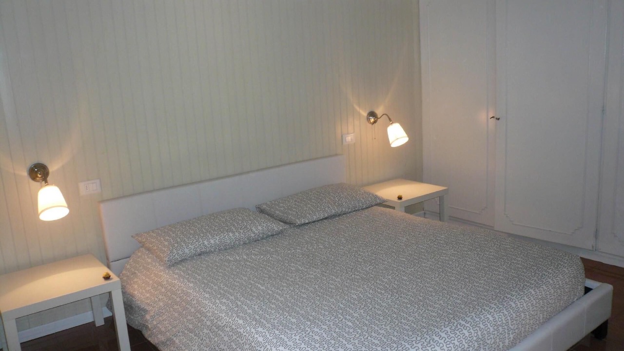 Photo of Bedroom in Toscolano Maderno