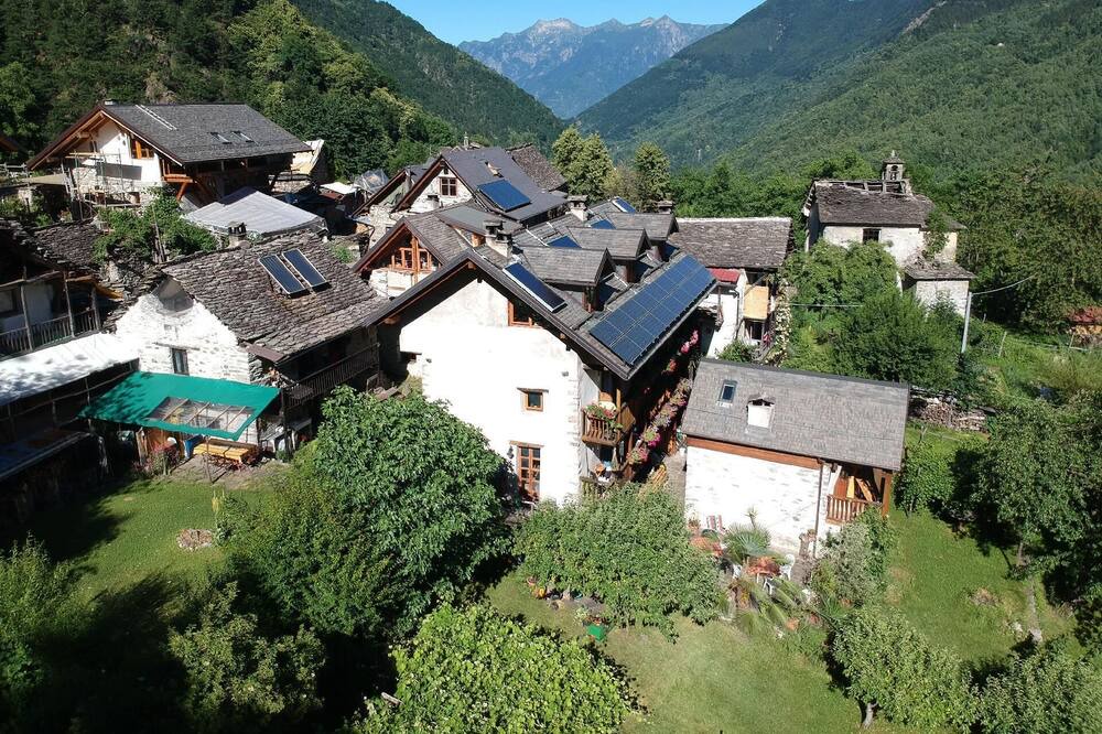 Photo of Others in Cheggio
