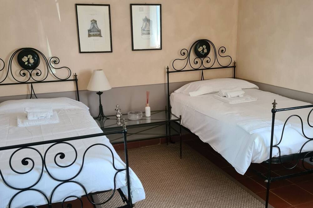 Photo of Bedroom in Carpeneto