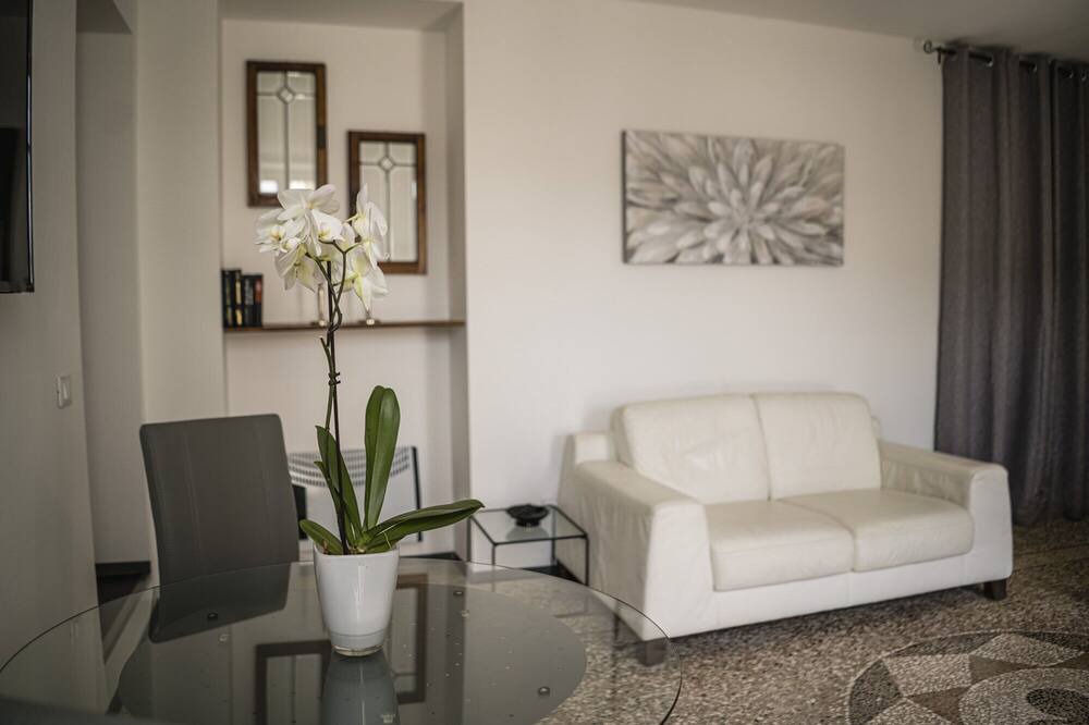 Photo of Livingroom in Crabbia