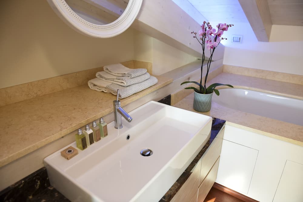 Photo of Bathroom in Blevio