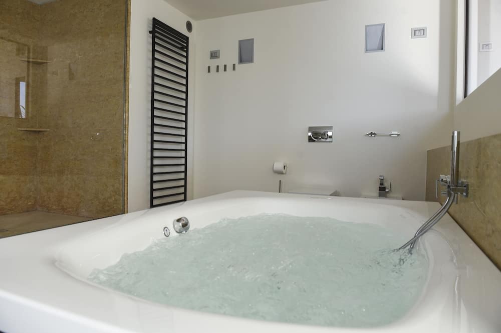 Photo of Bathroom in Blevio