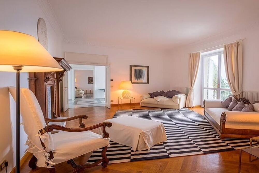 Photo of Bedroom in Meina