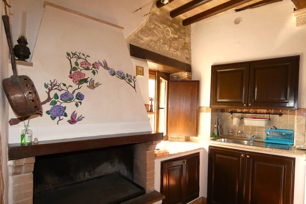 Photo of Kitchen in Amelia