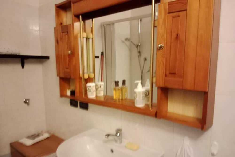 Photo of Bathroom in Olginate
