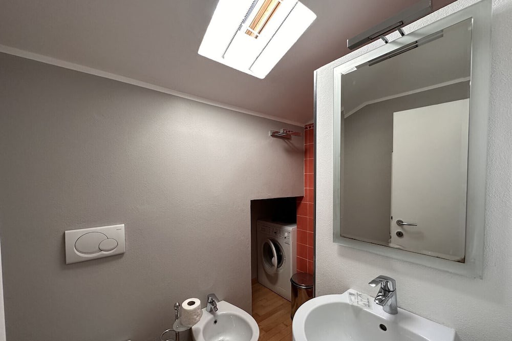 Photo of Bathroom in Azzano