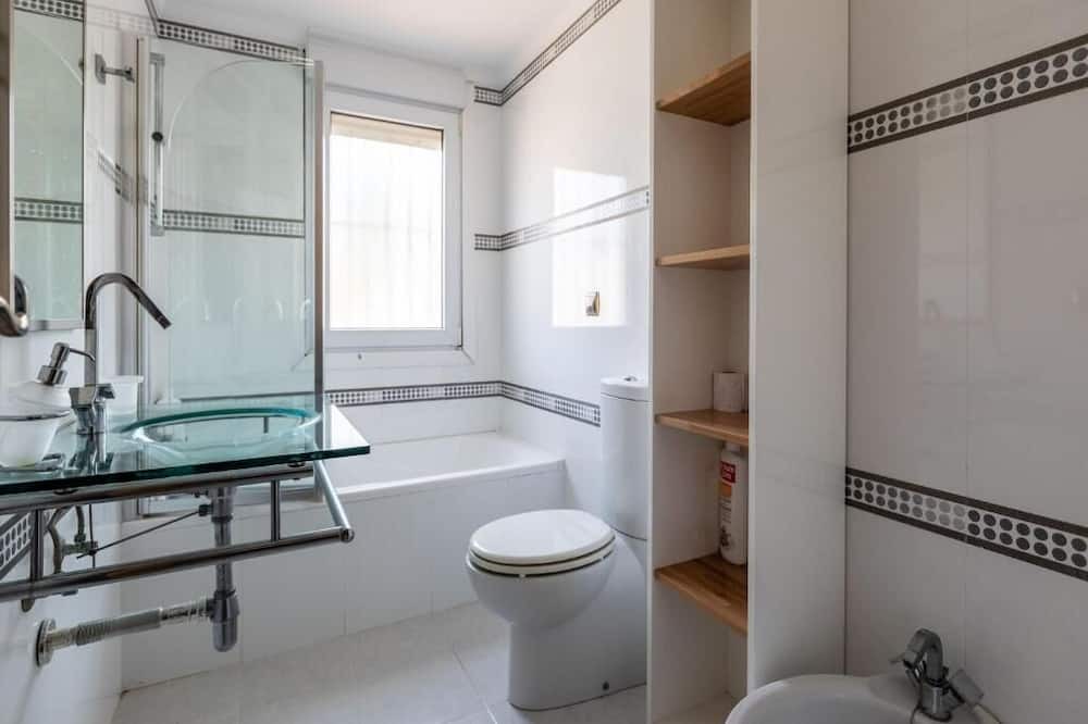 Photo of Bathroom in Los Banos de Guardias Viejas