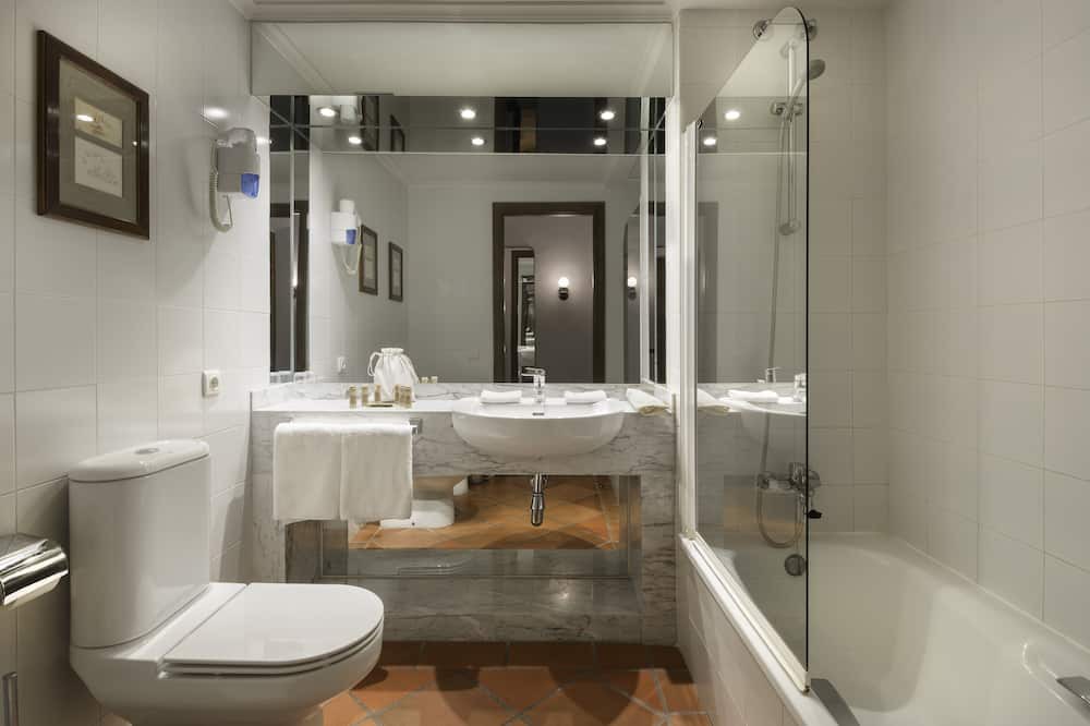 Photo of Bathroom in La Iglesuela del Cid