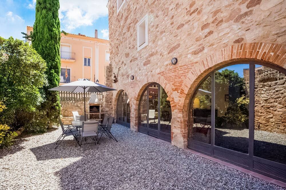 Photo of Outdoor in Pira