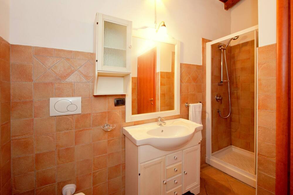Photo of Bathroom in Montebello di Mezzo