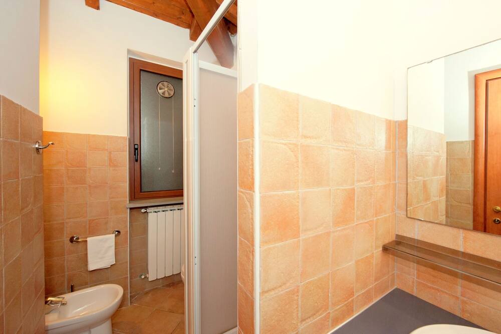 Photo of Bathroom in Montebello di Mezzo