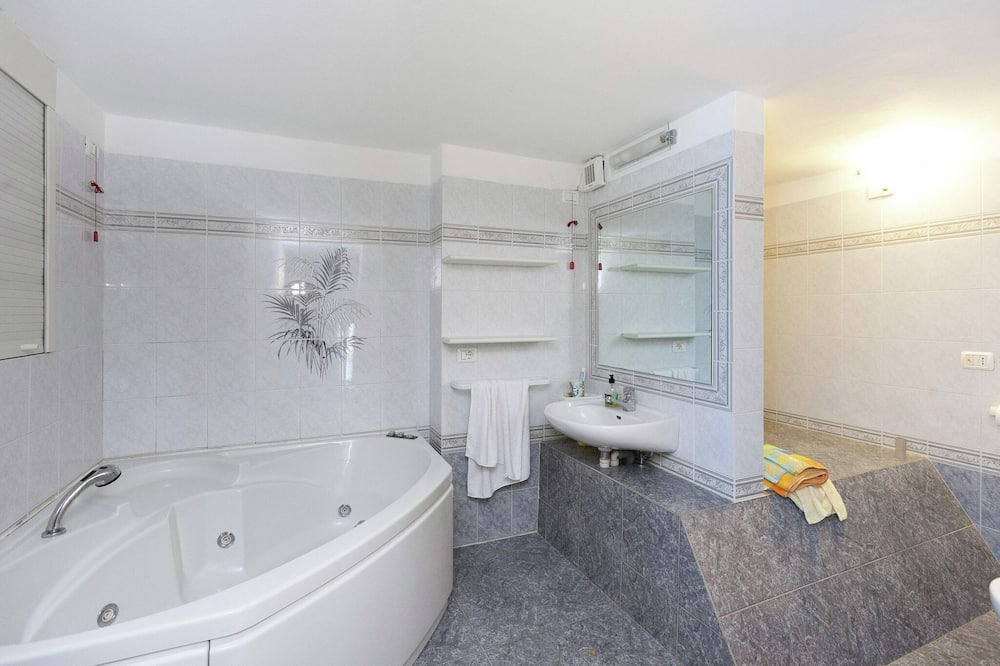 Photo of Bathroom in Valbrona
