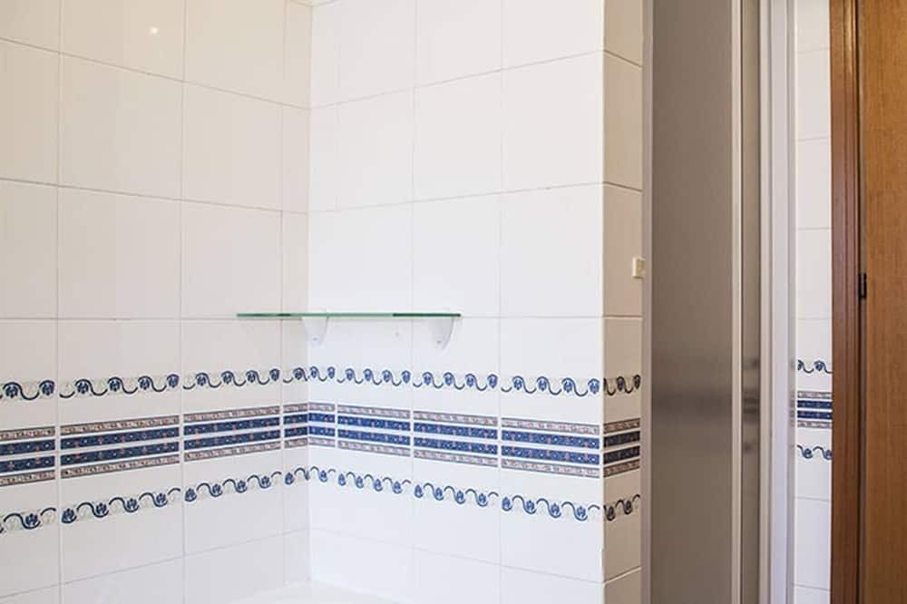 Photo of Bathroom in Zona XIX Casal Morena