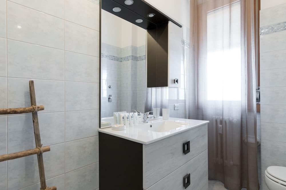 Photo of Bathroom in Piotello