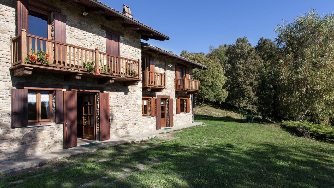 Photo of Outdoor in Netro