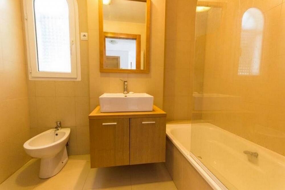 Photo of Bathroom in Jeronimo y Avileses y Balsicas de Arriba