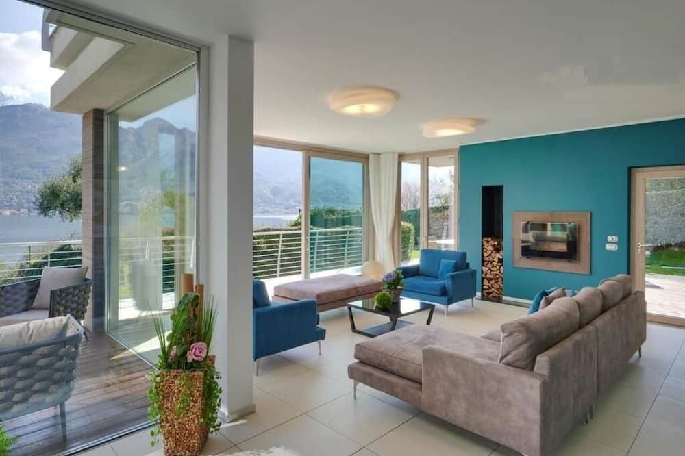 Photo of Livingroom in Oliveto Lario
