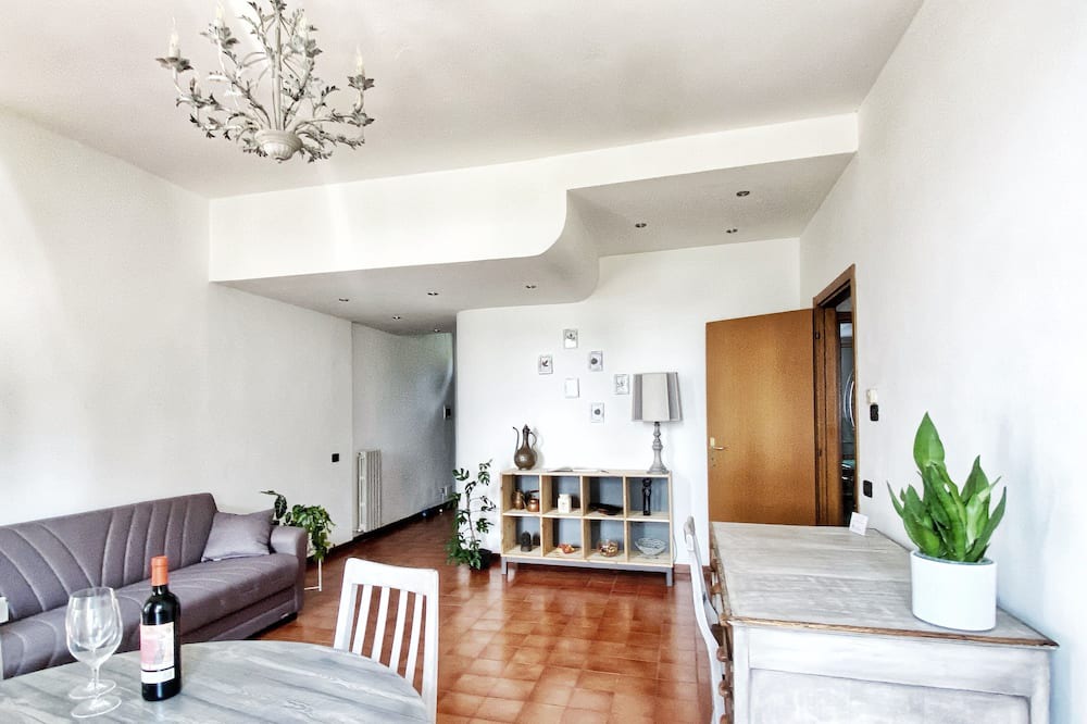 Photo of Livingroom in Bosisio Parini