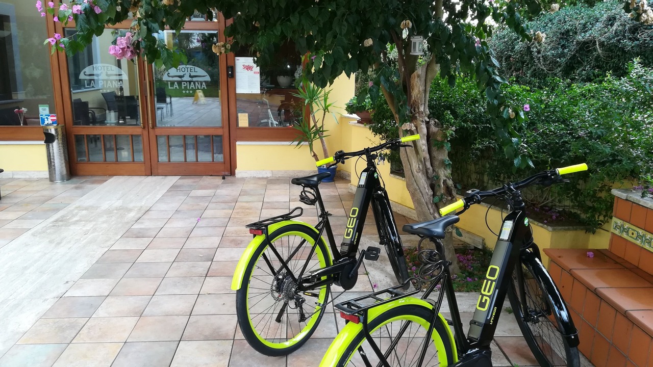 Photo of Outdoor in Amorosi