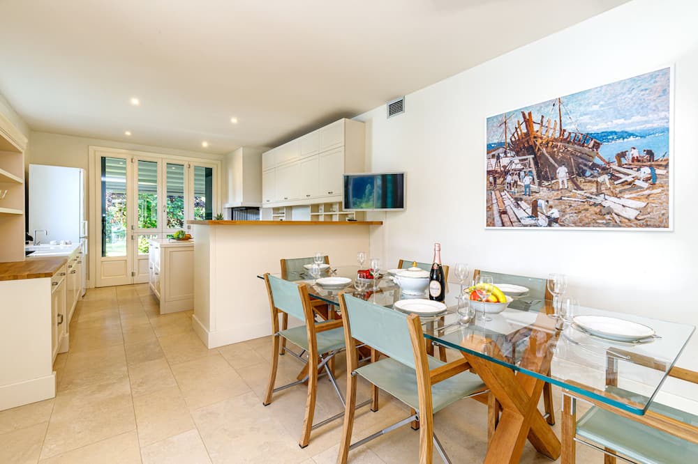 Photo of Kitchen in Comabbio