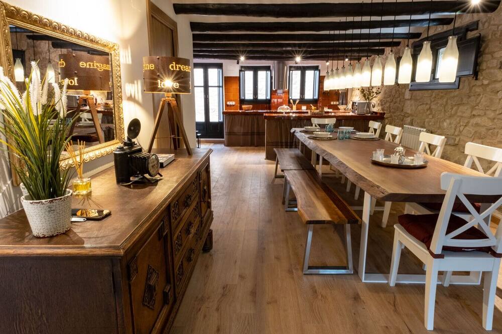 Photo of Kitchen in Malda