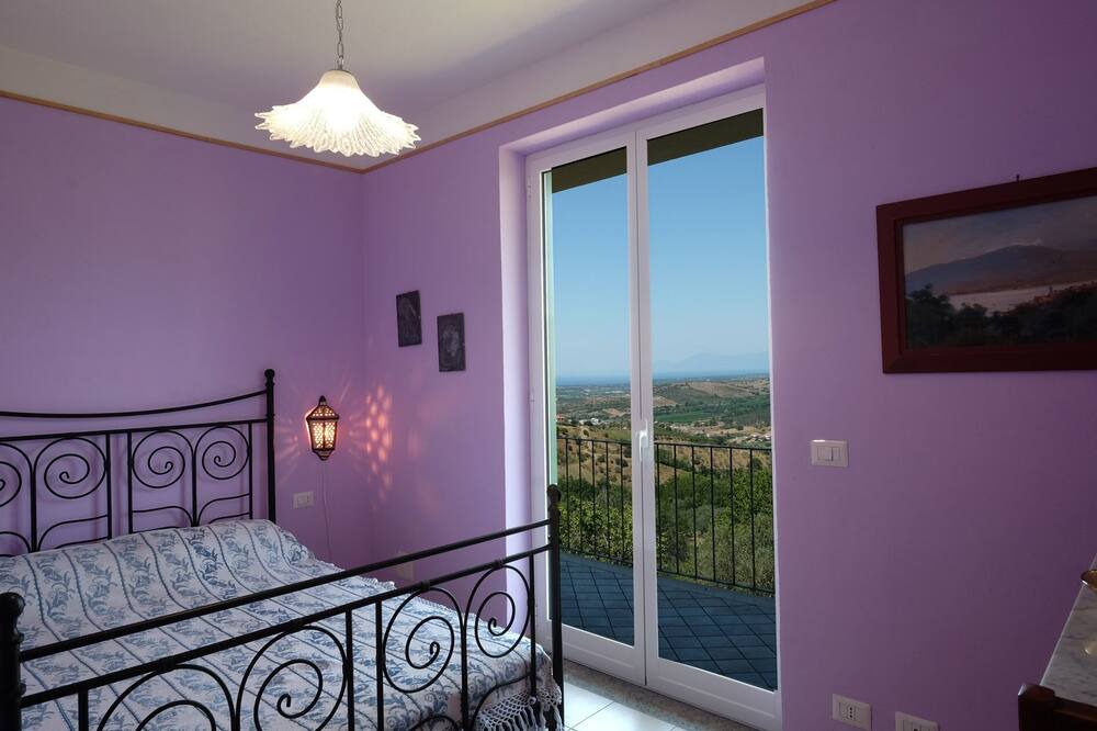 Photo of Bedroom in Giungano
