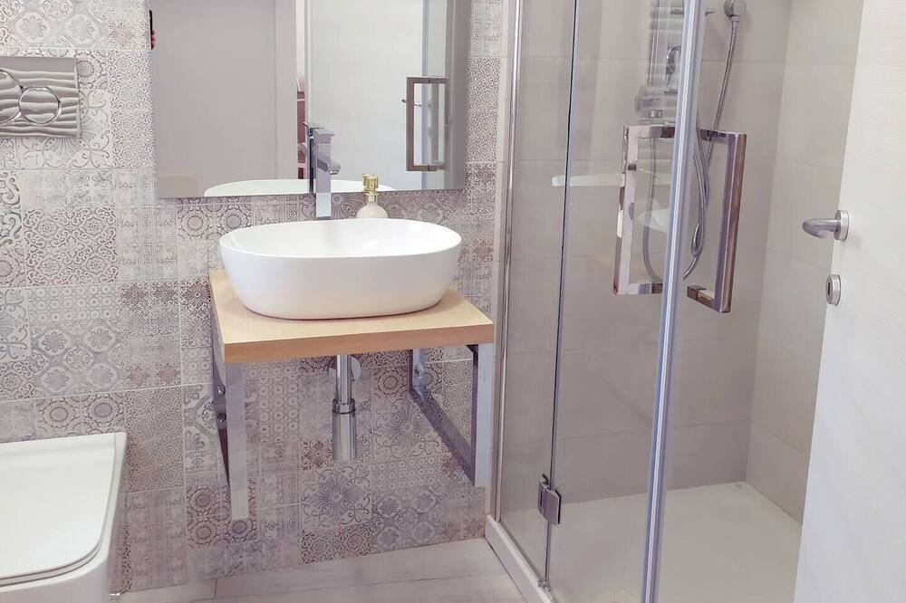 Photo of Bathroom in Arcola