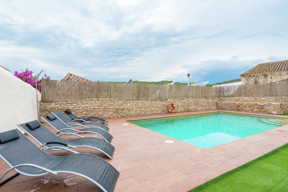 Photo of Outdoor in La Bisbal del Penedes