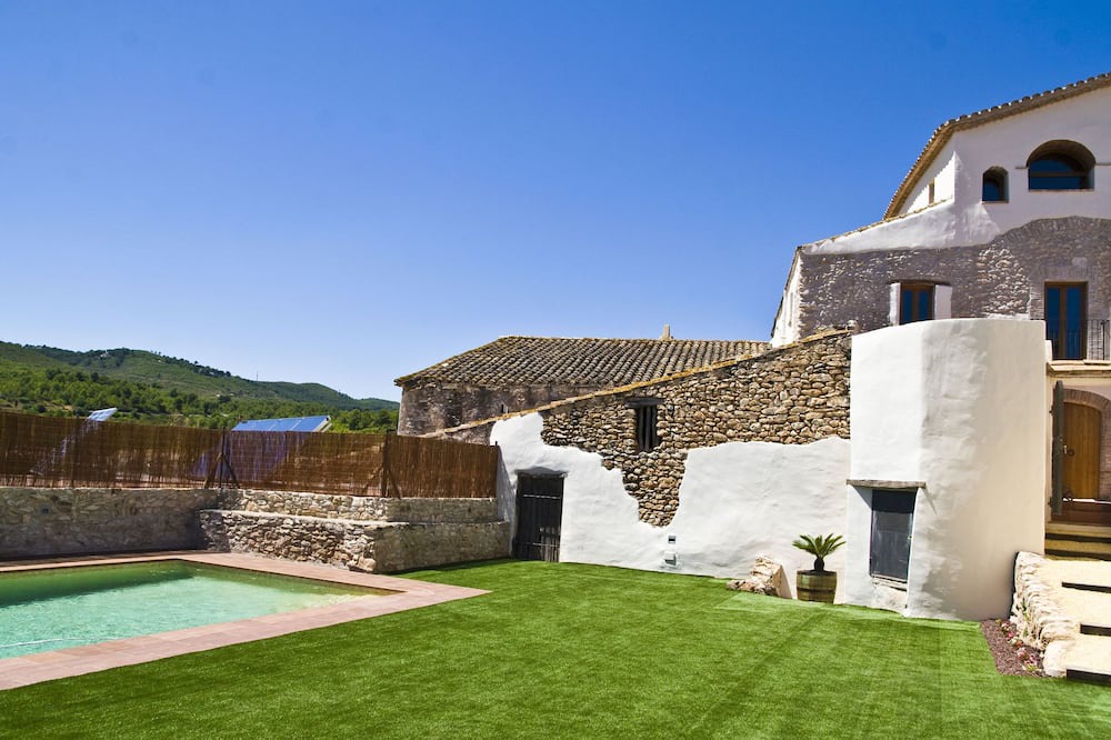 Photo of Outdoor in La Bisbal del Penedes