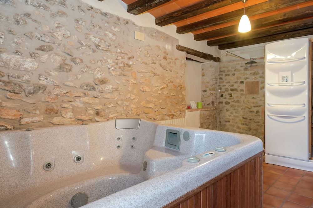 Photo of Others in La Bisbal del Penedes