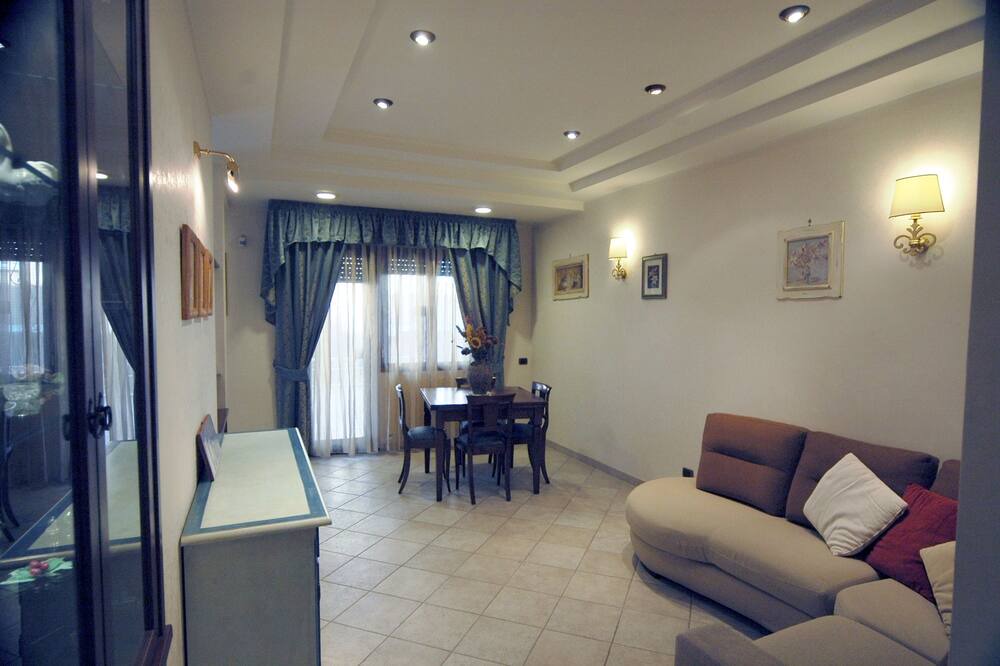 Photo of Livingroom in Zona XIX Casal Morena