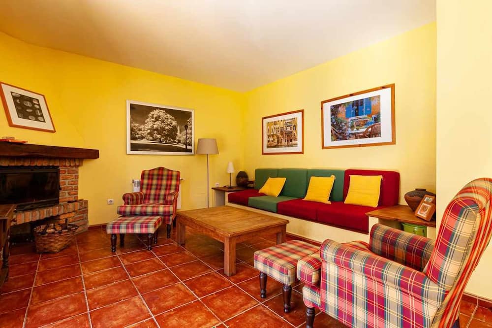 Photo of Livingroom in Puente Nuevo