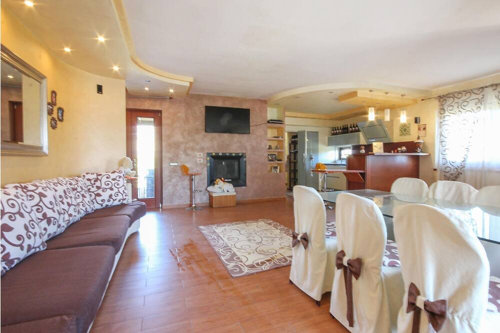 Photo of Bedroom in San Rufo