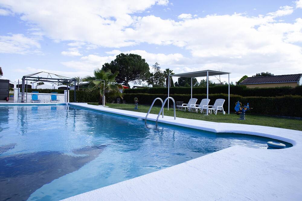 Photo of Outdoor in Linares