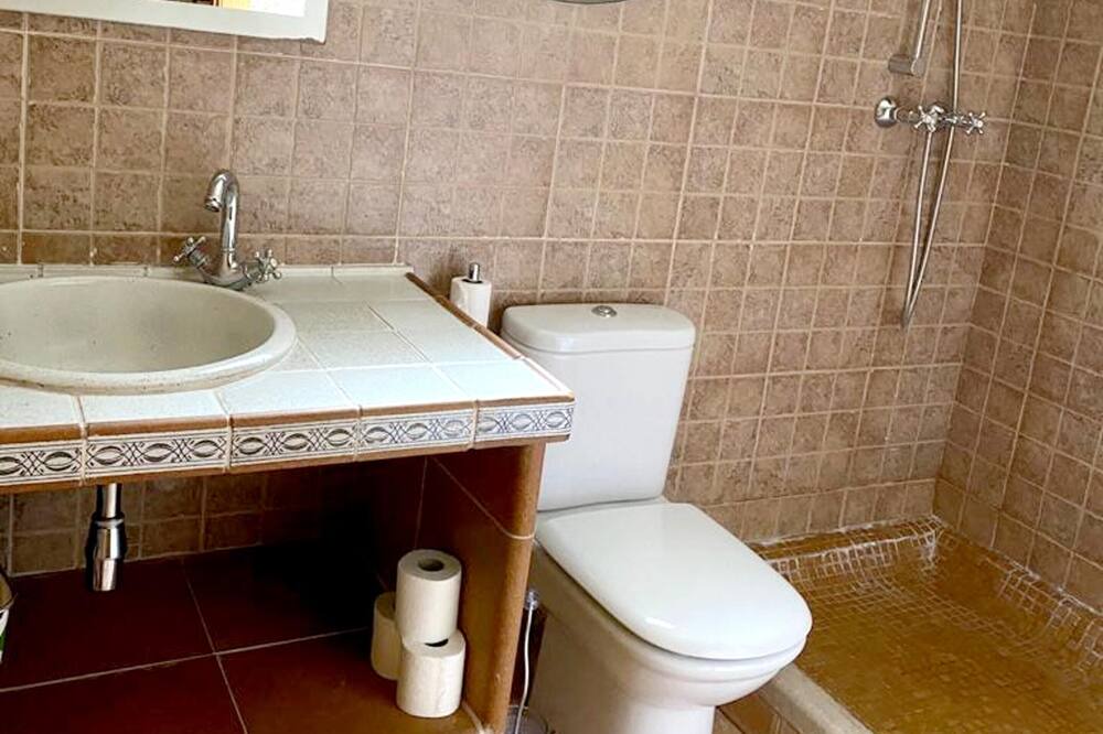 Photo of Bathroom in Ogassa